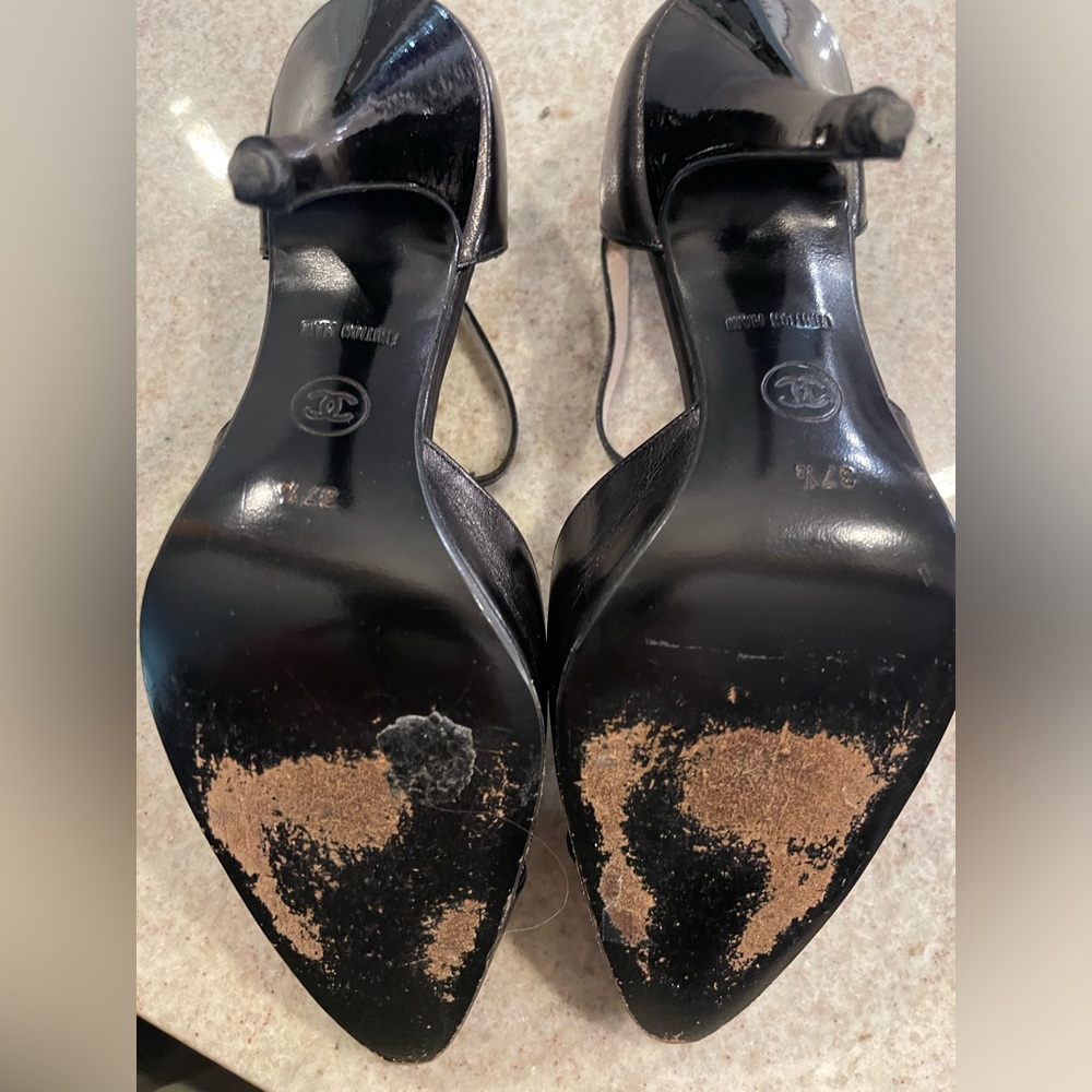 Chanel vintage calfskin t-strap heels - Picture 3 of 3